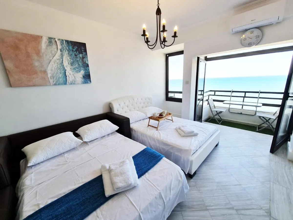 Beach Serenity Studio On Makenzy Larnaca