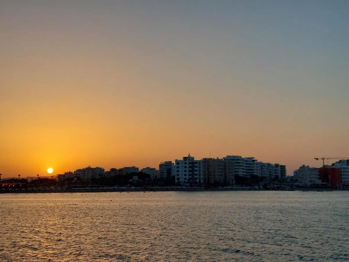 Beach Serenity Studio On Makenzy Larnaca 0*,
