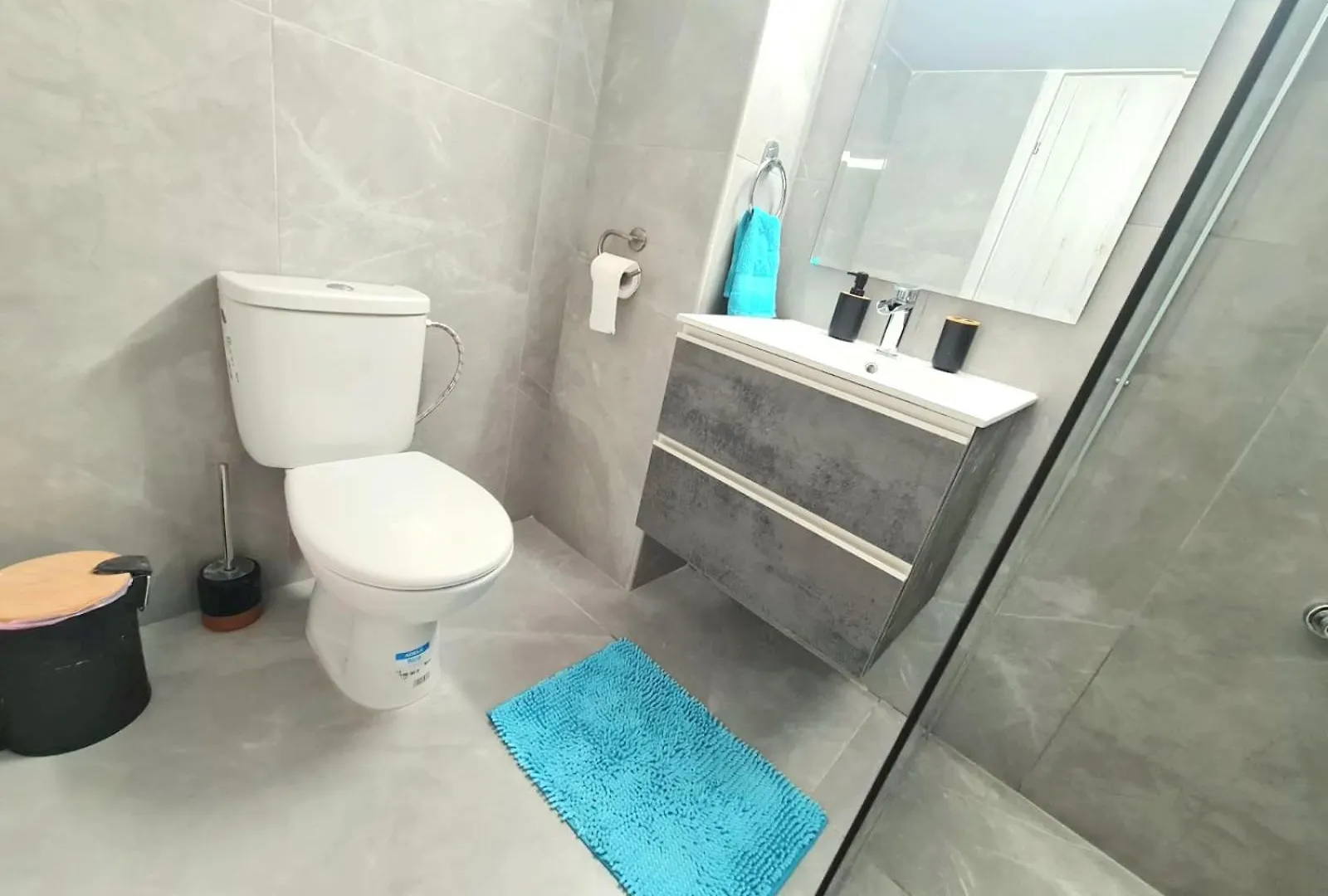Beach Serenity Studio On Makenzy Larnaca Apartament
